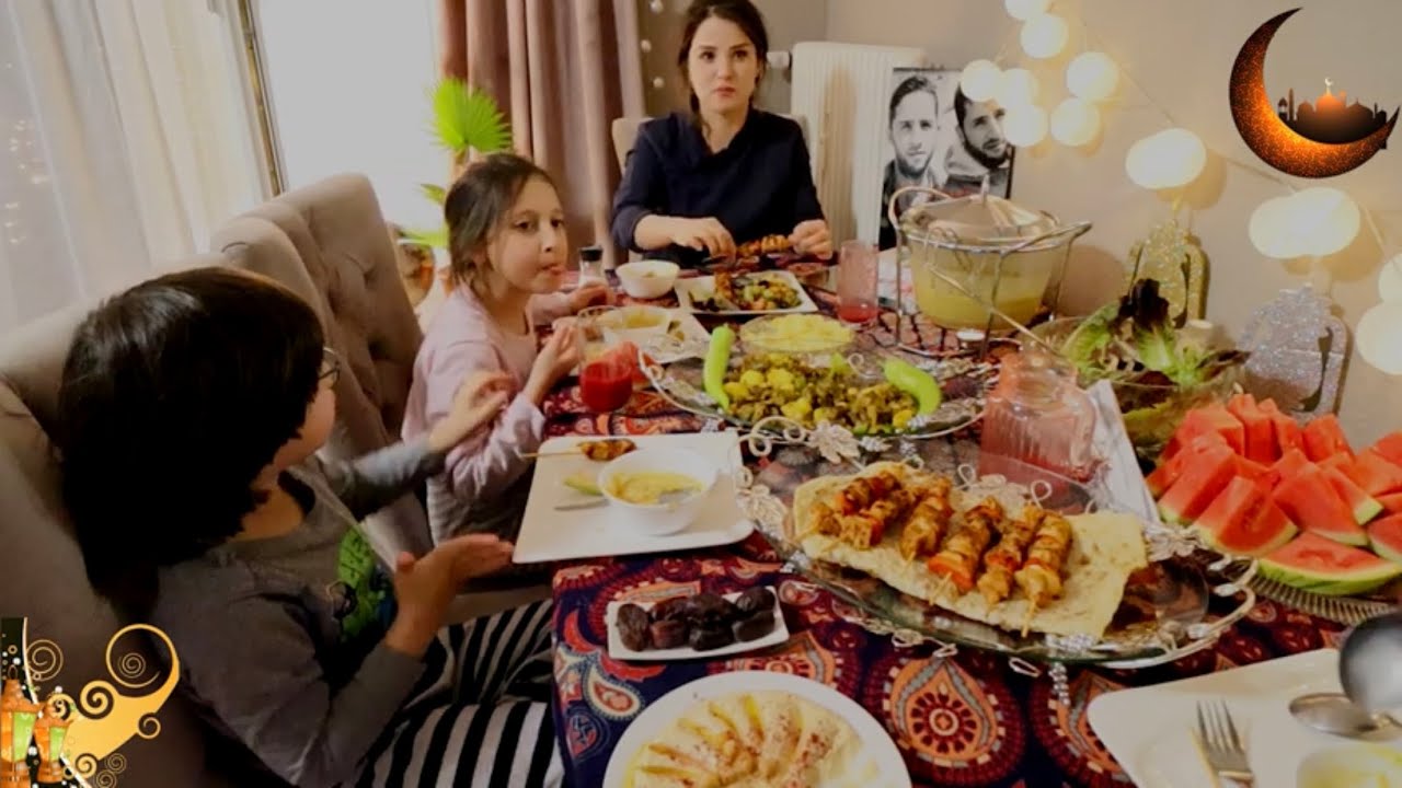 رودينا تساعدني في  تحضير الفطور 🌙💫 تحضير  برمة بالجوز 😋