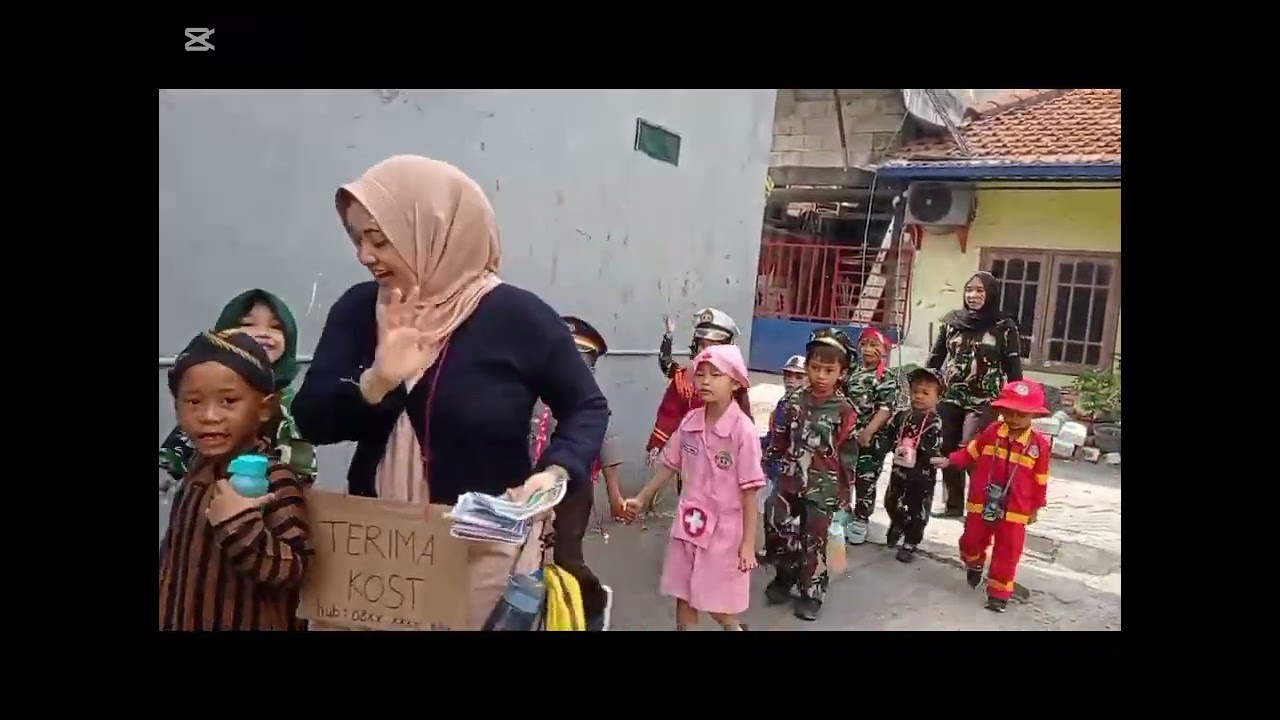 Antusias & dukungan Wali murid dlm keg. Pawai Pejuang & Market Day  di peringatan Hari Pahlawan 2024