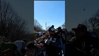 Saquon Barkley Walks Up Chugs A Beer! POV Front Row Eagles Superbowl LIX Parade #shorts Broad Packer