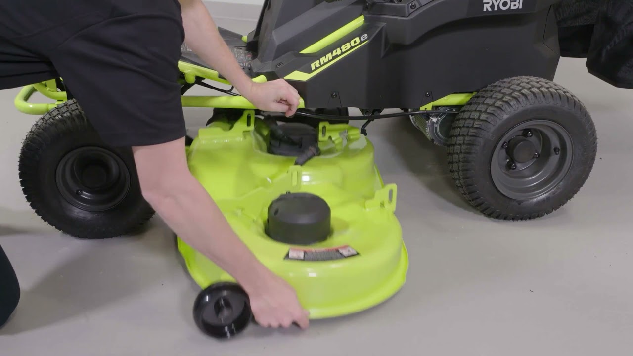 Tondeuse autoportée rider électrique RYOBI RM480E 48V L.96 cm - Avec  batterie et chargeur