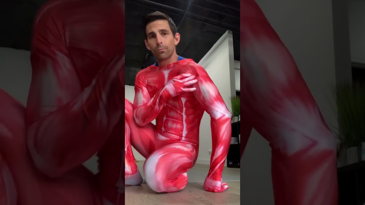 Напряженные грудные мышцы вызывают боль в плече