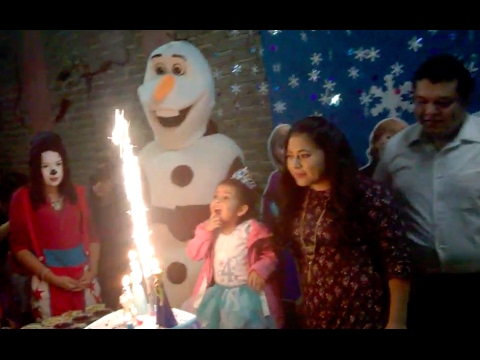 Olaf / Frozen Themed Birthday Party with Cake & Song - YouTube