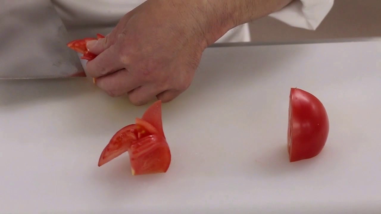 飾り切り トマトの花 Youtube