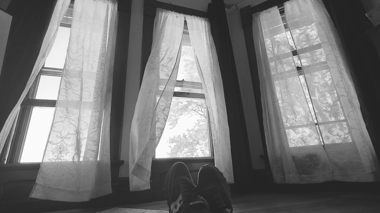 Jesse Daniels - Light in the morning (Official Music Video)