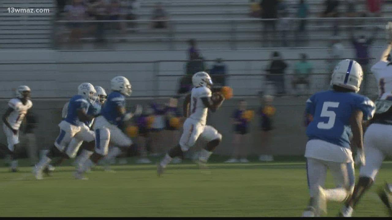 Balance carries Bleckley County Royals to 20 start to Central