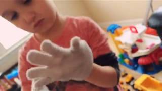 How to put your gloves on not your mittens.  SO FUNNY!!!  BRRRR!!!! Its cold.