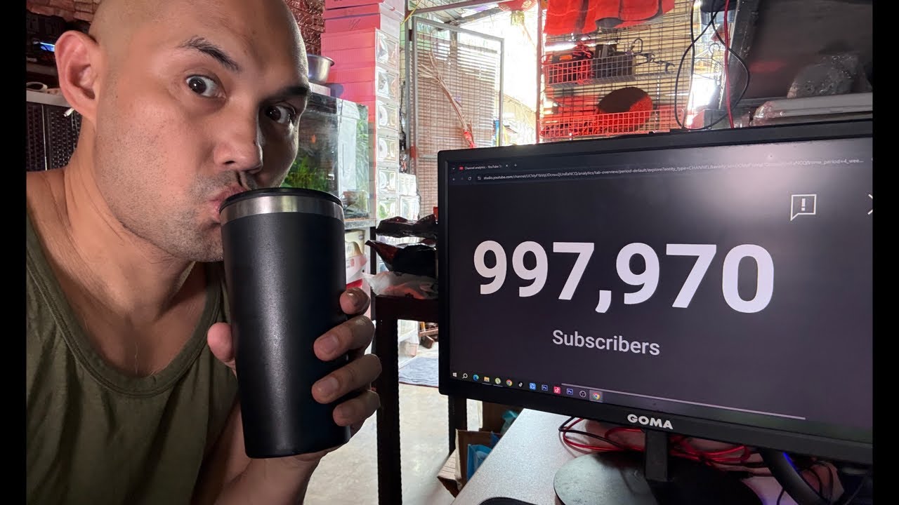 ROAD TO 1 MILLION boss rino is live! - YouTube