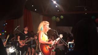 Tori Kelly - Silent (live)