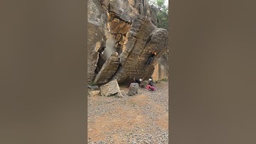 Terrifying Incident Stone Block Falls on Climbers Mid-Ascent