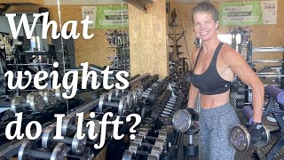 WHAT WEIGHTS DO I LIFT IN MY WORKOUTS? Q&A for women over 50. Learn in under 5 minutes! by Live Yourself Young 6,282 views 1 year ago 8 minutes, 5 seconds