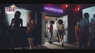 Uma Roletada Na Balada