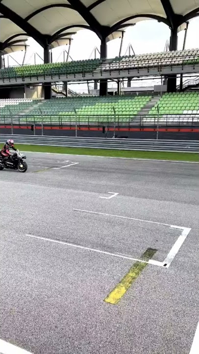 Ducati Desmosedici GP 22 Launch | Pure Sound | Sepang Shakedown Test | MotoGP 2022