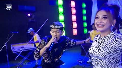 Santri Pekok - Shinta Arsinta Ft. Arya Galih  (Official Music Video)