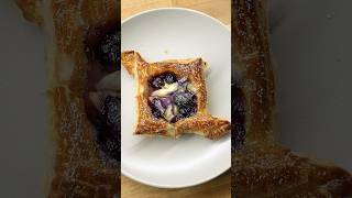 White Chocolate Blueberry Cream Cheese Pastry #shorts #asmr #puffpastry #recipe #food