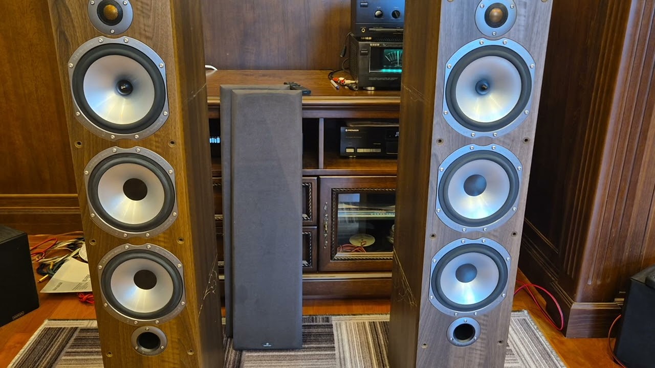 Monitor Audio Bronze BR6 - YouTube