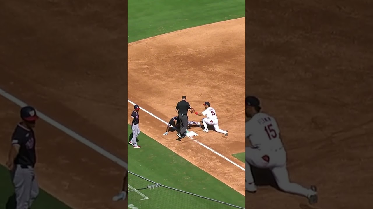 Jordan Walker gets the runner at third with a stellar throw 😤