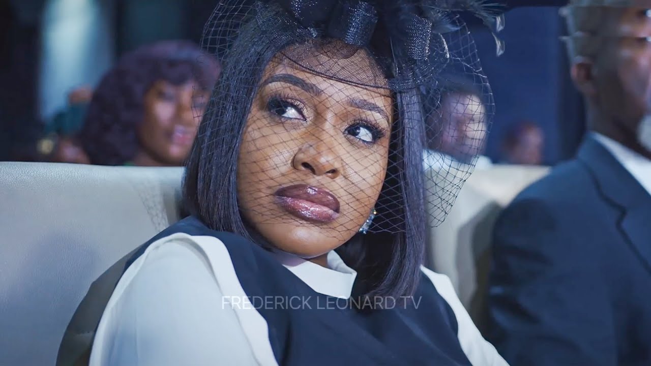 MREMBO ANALIWA NA PASTOR WAKE KANISANI HADI ANAPAGAWA ANAITAKA TENA