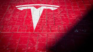Tesla announces 5 for 1 stock split