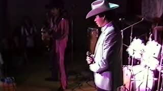 Video thumbnail of "Chalino Sánchez - Los Chismes (En Vivo)"