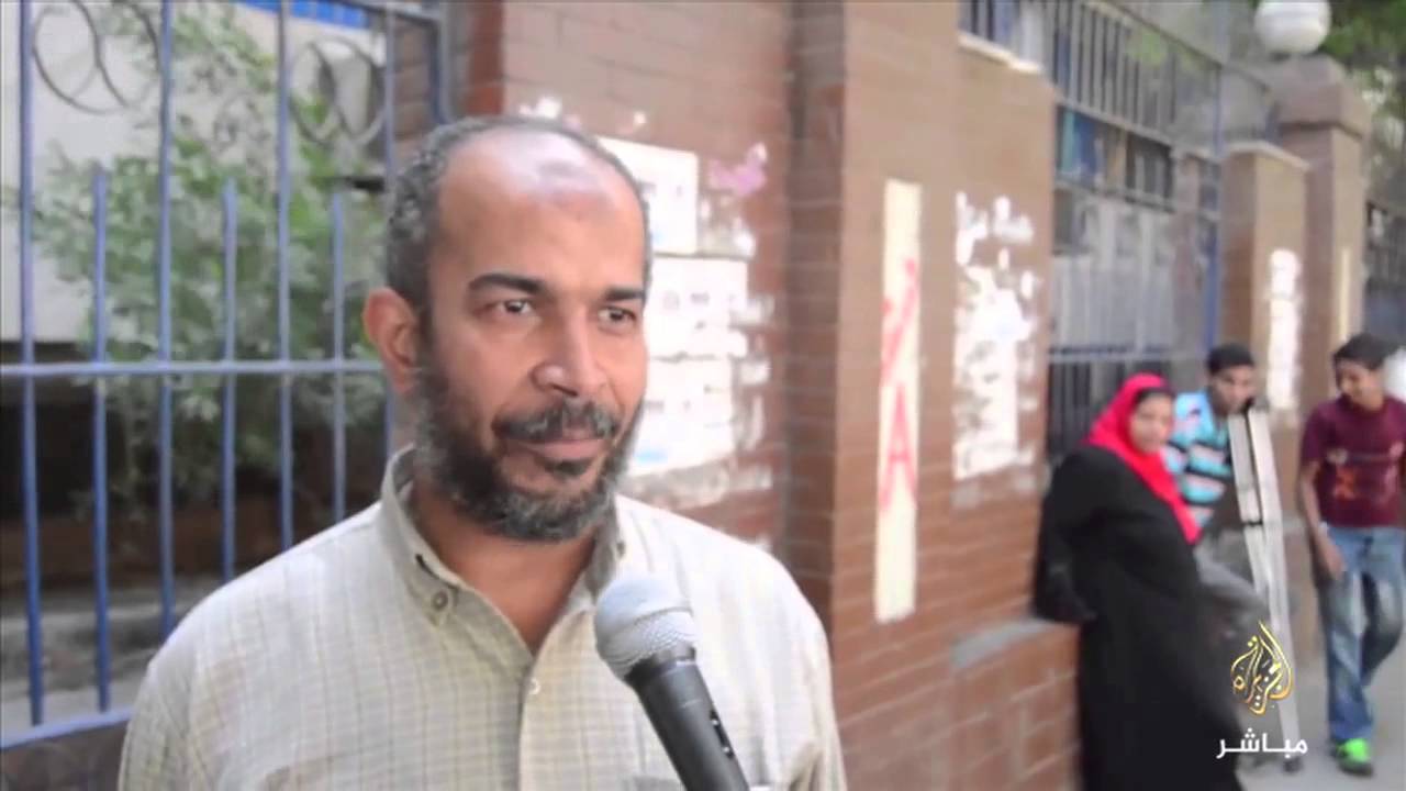 تعليقات الشارع المصري حول فتوى علي جمعة بعدم جواز رؤية الزوجة لـ"شات" زوجها