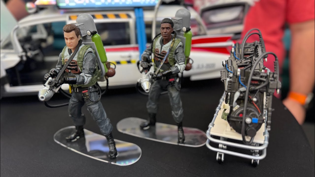 LIVE! Hasbro Expo Breakfast! Ghostbusters Ecto1 and Ecto1a #ghostbusters #hasbro #ecto