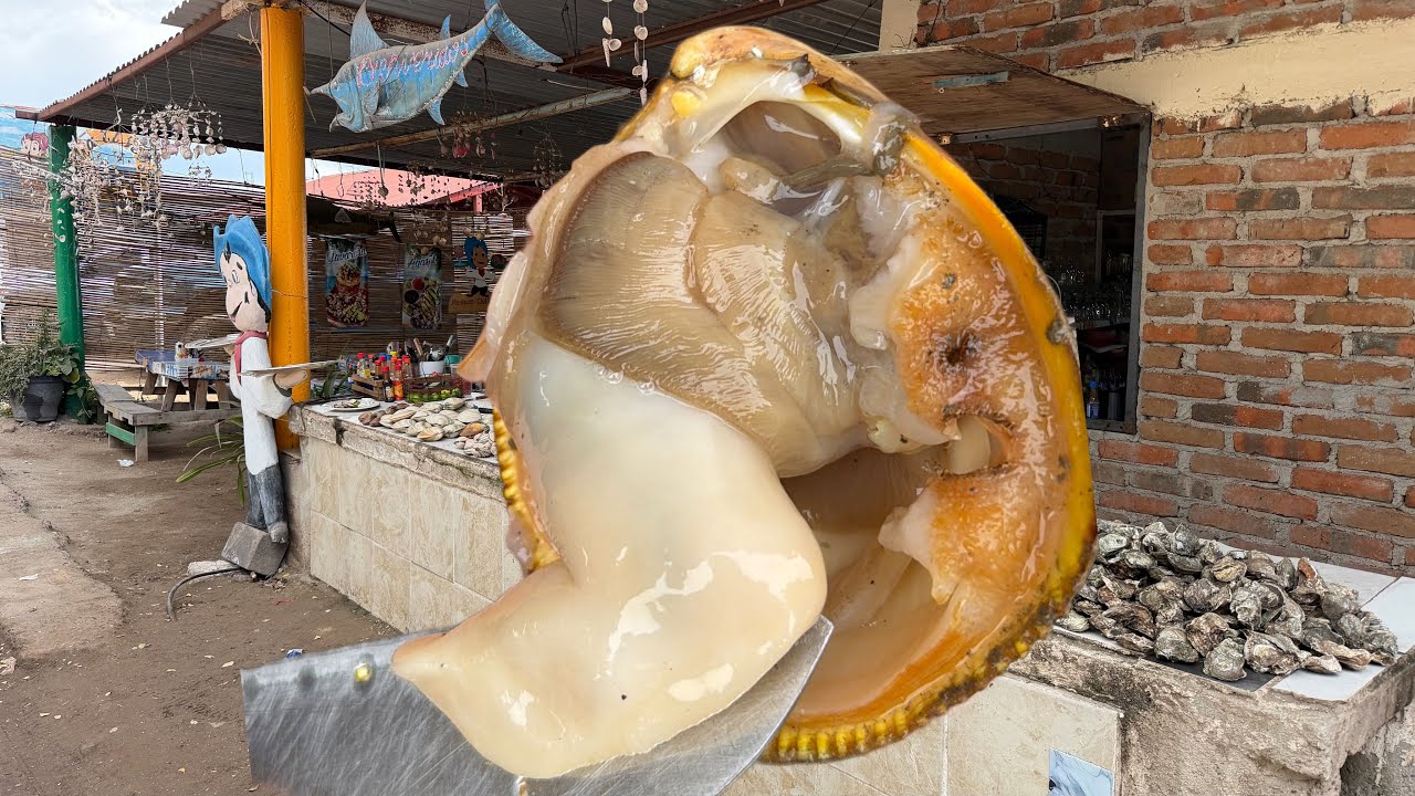 Aquí La Pierna de Mujer cuesta Treinta Pesos 