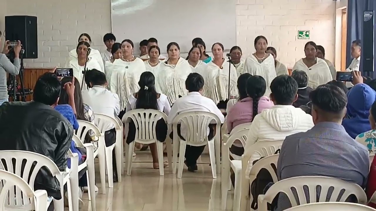 Coro mensajeras de cuturivi grande 