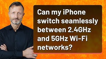 Can my iPhone switch seamlessly between 2.4GHz and 5GHz Wi-Fi networks?