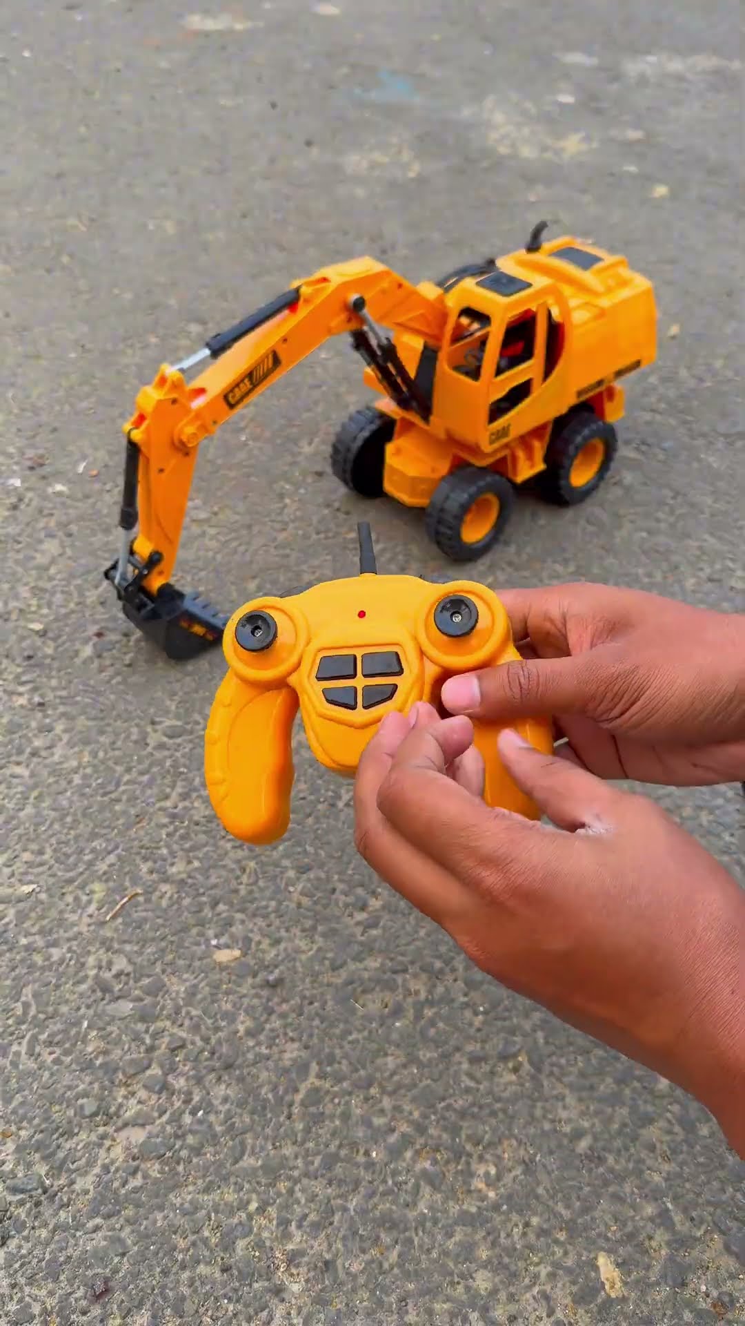 Akbare Naya RC Excavator Unboxing