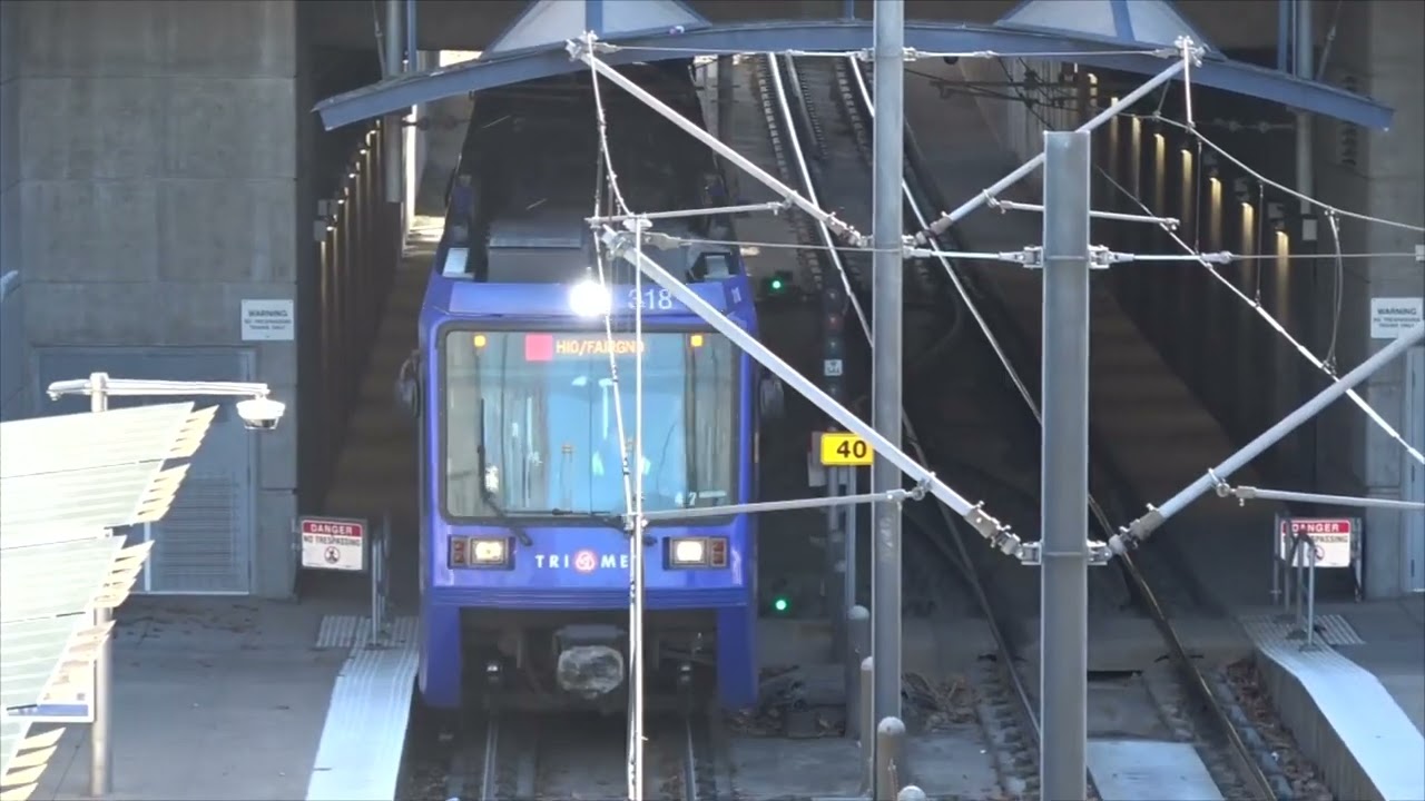 Buses & MAX in Portland 7