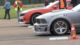 50 FORD MUSTANG vs CHEVROLET CAMARO.avi