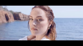 Alexandra Miller - Dance With Me (Official Video) Net Worth