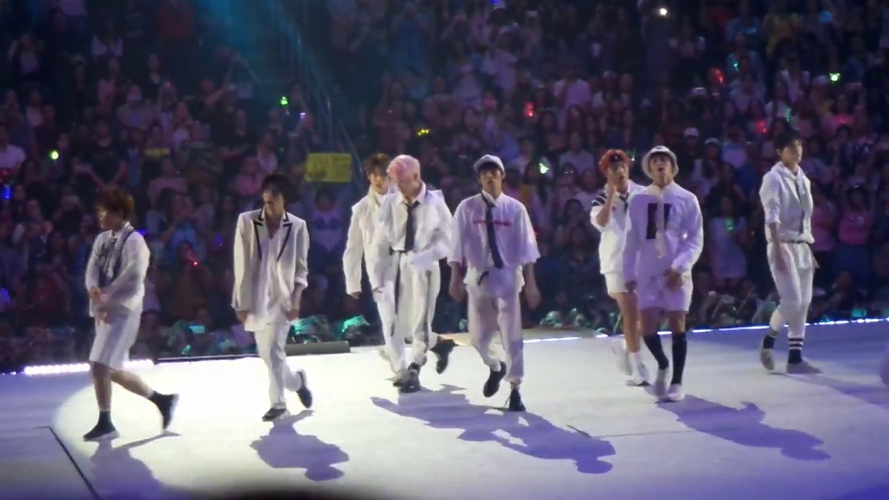 KCON LA DAY2 NCT127 LIMITLESS 170820 YouTube