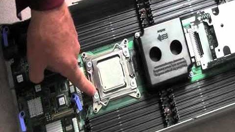 IBM Flex System x8737 Remove Heatsink and Microprocessor