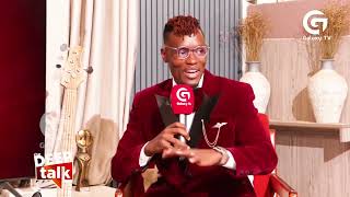 Download Lagu Maro Gives Galaxy FM/TV CEO Innocent Nahabwe Flowers | TheDeepTalk  MP3