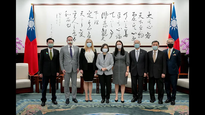 20221027 总统接见乌克兰国会友台小组议员及立陶宛国会议员 - 天天要闻