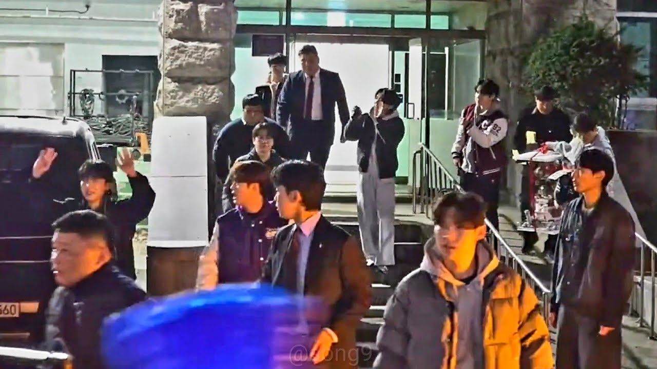 [풀영상] 미스터트롯3 인천콘 단체 퇴근길 260228 | 김용빈, 손빈아, 천록담, 춘길, 최재명, 남승민, 추혁진 