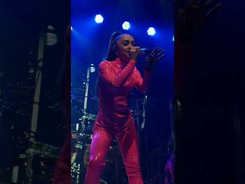 Мари Краймбрери - На тату live  (Екатеринбург tele club)
