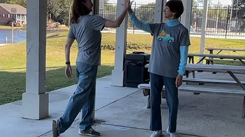 Gobble Gobble (Happy Thanksgiving) - Matthew West - Sequence 1 Wall Line Dance Demo by Dolly & KK