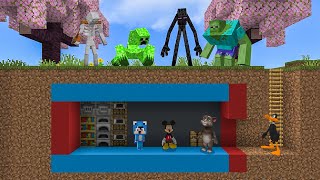 Minecraft, but the sorceress's followers attacked us 😨! screenshot 5