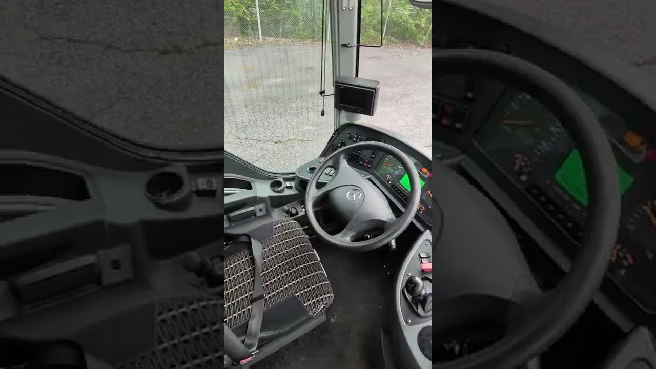 mercedes-benz tourismo rhd