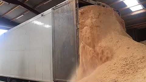 Kiln Dried Sawdust Bulk Walking Floor Load