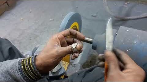 Watch the edge come alive! Sharpening a handmade knife to razor perfection at Cut Wootz Industry —