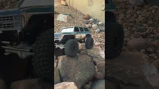 Flex Friday #offroad #scx24 #rccrawler #rccar #backyardcrawling #suburban #axial