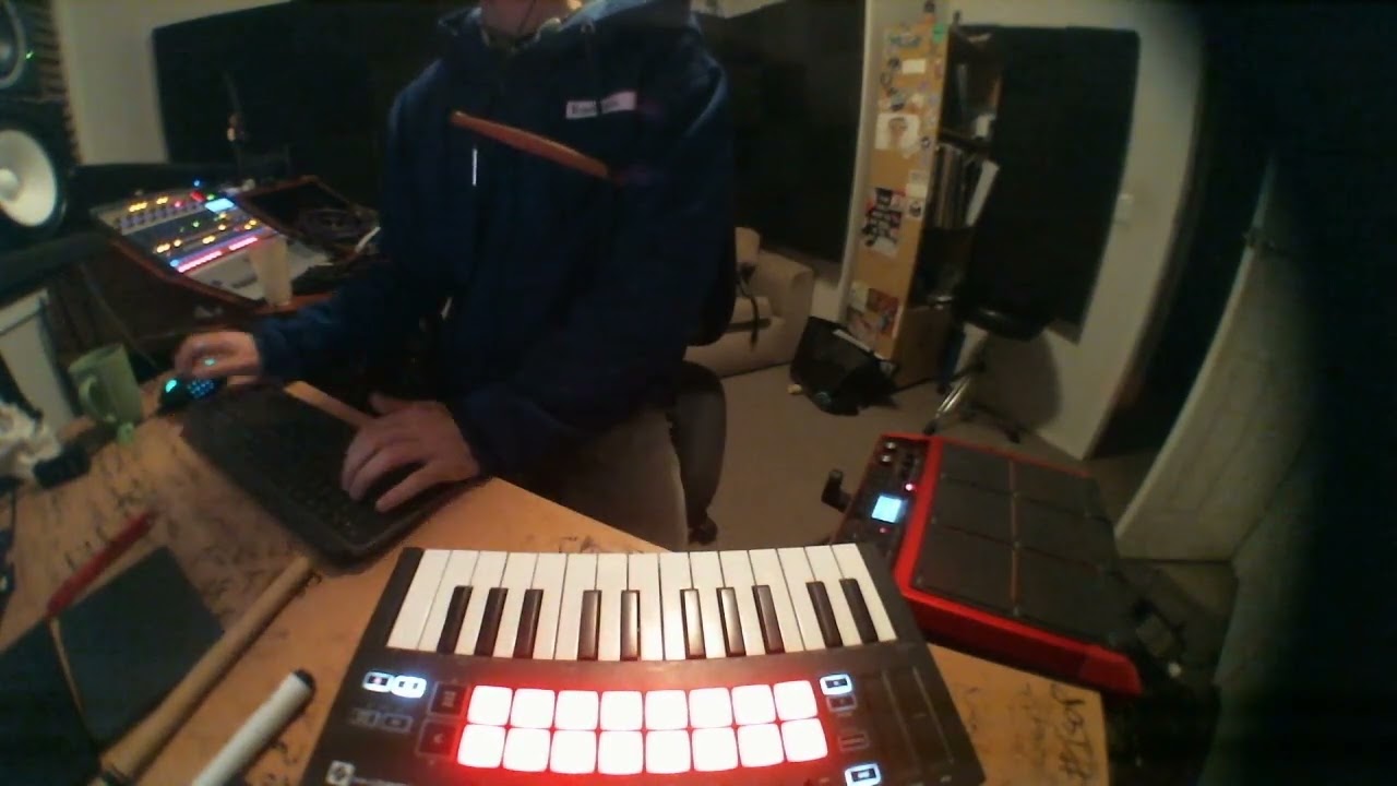 Gigantic Knot - WAR ON TIME - Jake Morton