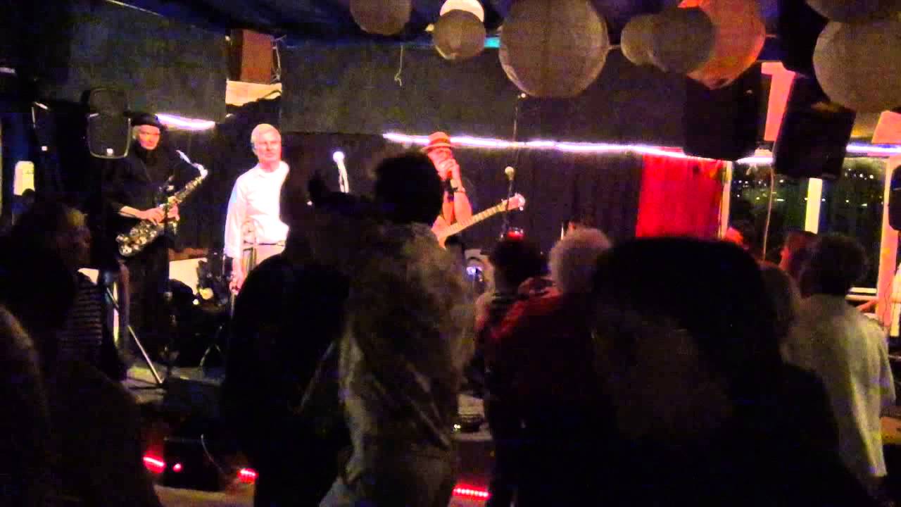 San Francisco Bay Blues Medicine Ball Band [OFFICIAL VIDEO] YouTube