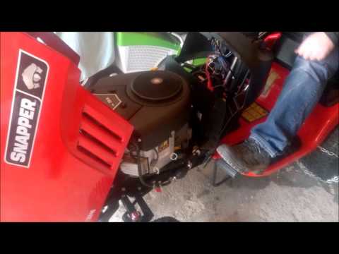 Wideo: Jak działa pompa paliwa do traktora trawnikowego?