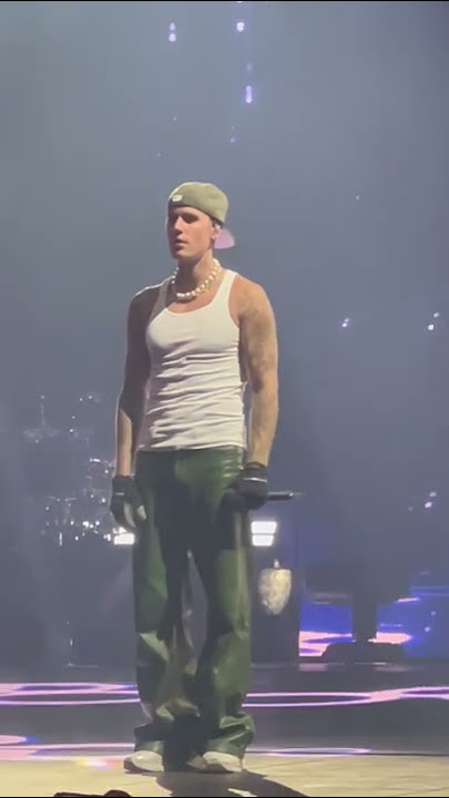 Ghost- Justin Bieber FRONT ROW