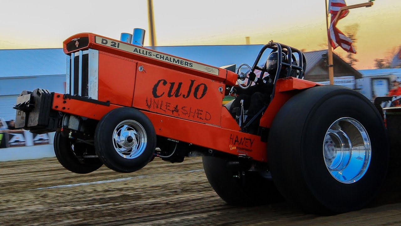 Tractor Pulling 2023 Light Super Stock. The Pullers Championship YouTube