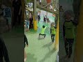 우리아들 왜 이러는걸까요~?                           #개구리#개굴개굴#아들은못말려